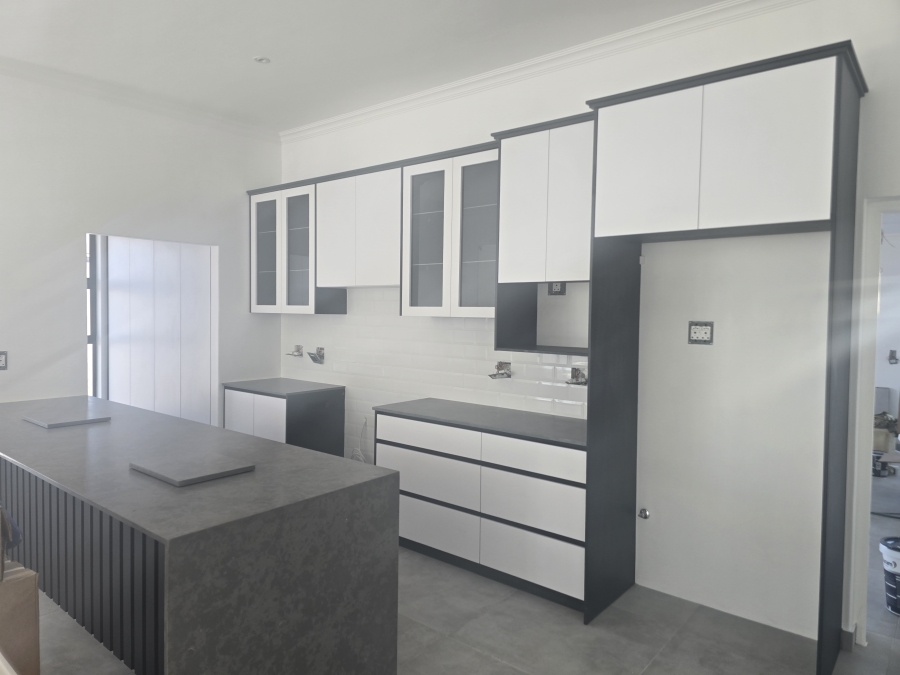 3 Bedroom Property for Sale in Sandy Point Western Cape
